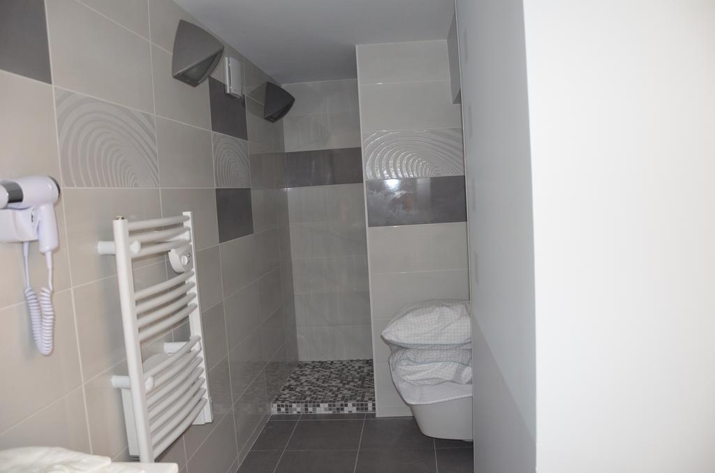 Chambre D'Hotes Et Spa Agen Room photo