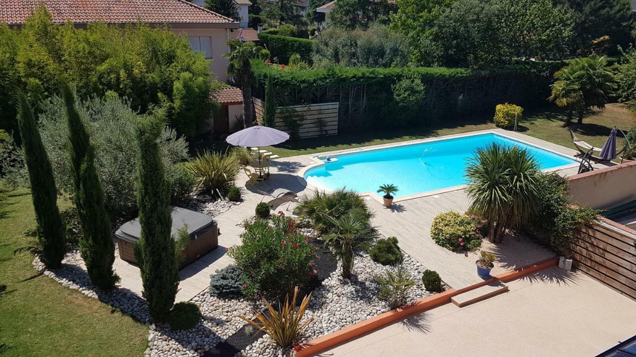 Chambre D'Hotes Et Spa Agen Exterior photo